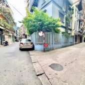 Gia đình tôi chuyển nhượng đất; ô tô vào nhà số 19 ngõ 60 phố Yên Lạc Hà Nội